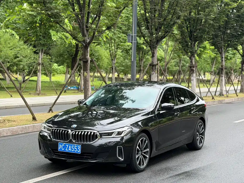 BMW 6 Series GT 2021 — фото 1