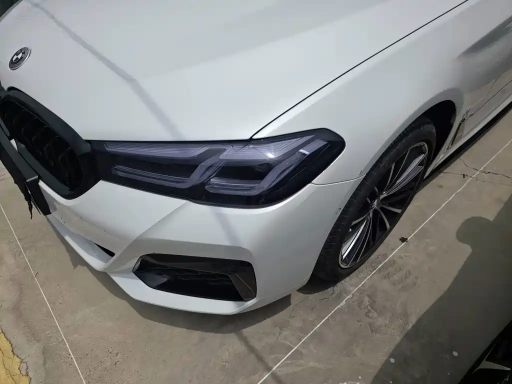 BMW 5 Series 2023