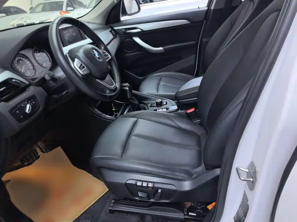 BMW X1 2019 — фото 11