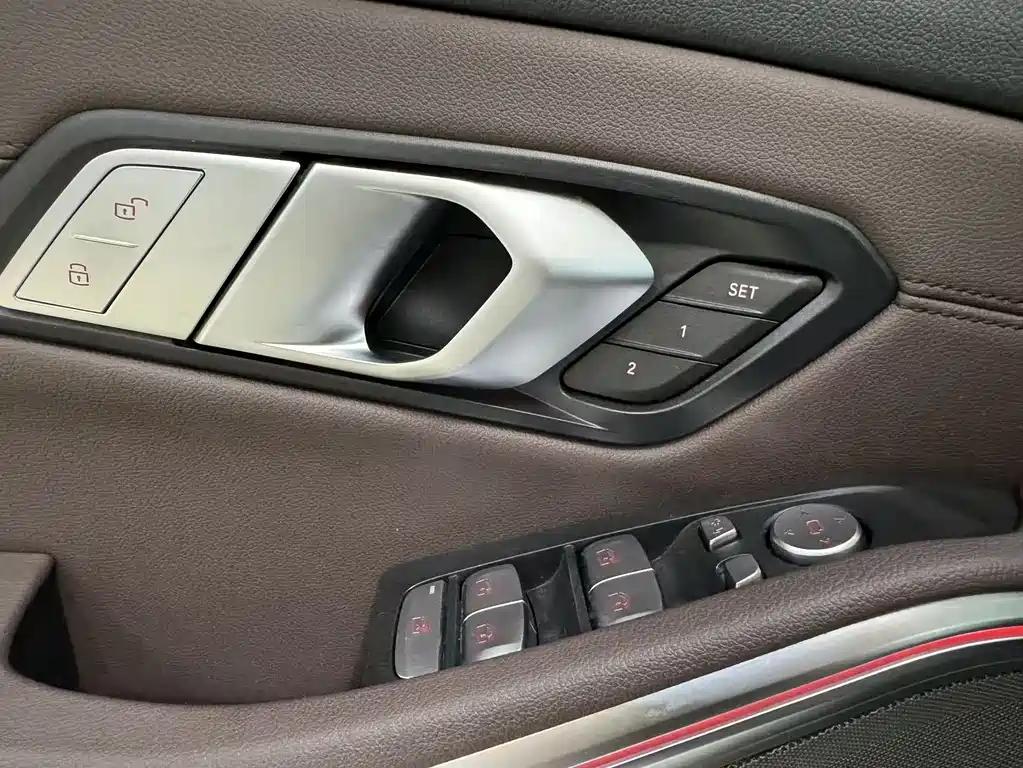 BMW 3 Series 2021 — фото 11