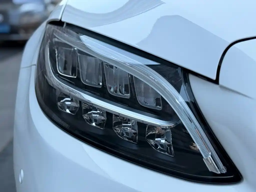 Mercedes-Benz C-Class 2021 — фото 15