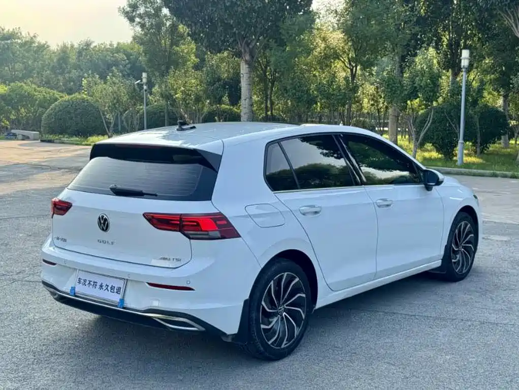Volkswagen Golf 2023