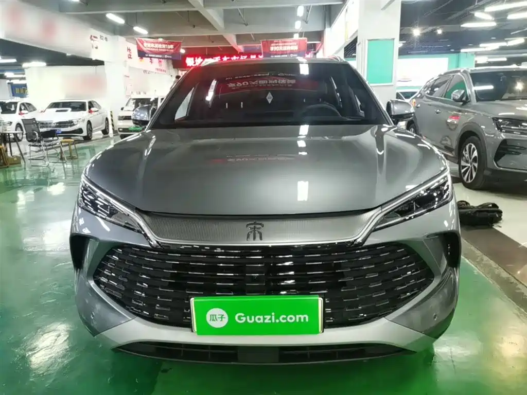 BYD L DM-i 2025 — фото 3
