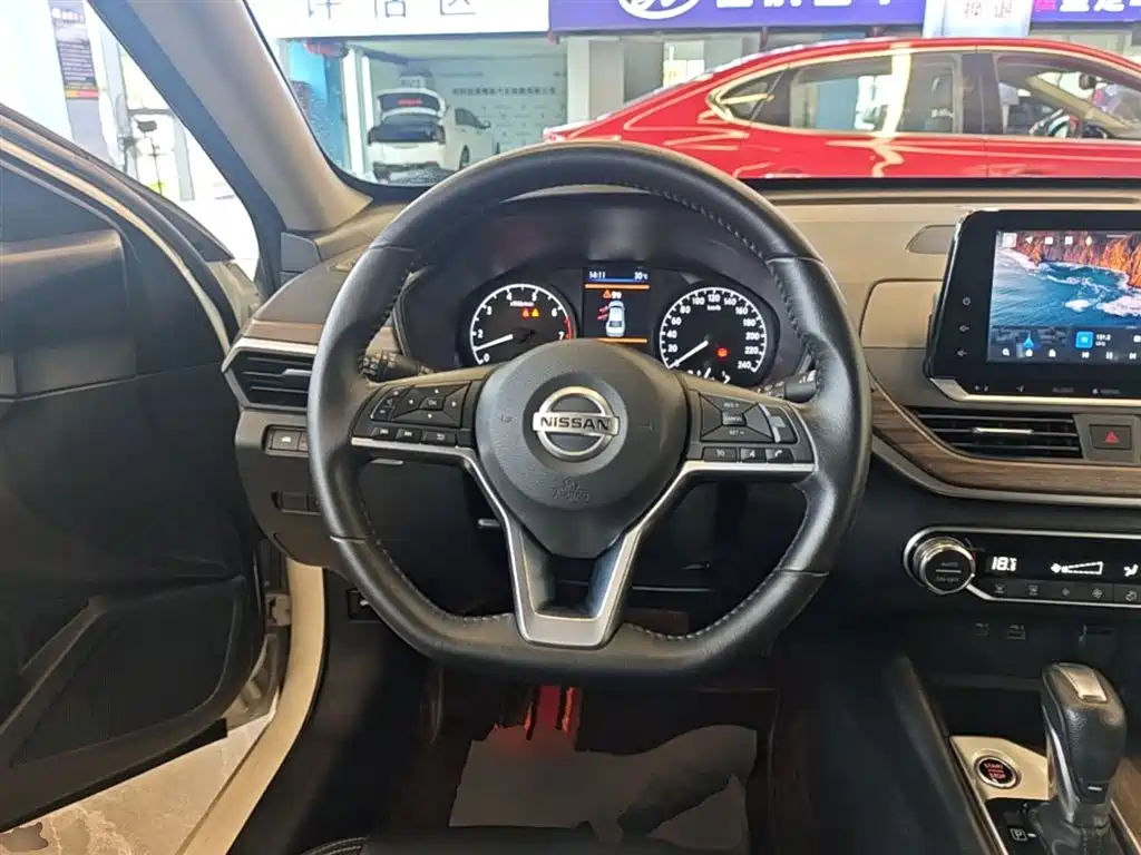 Nissan Teana 2023 — фото 11