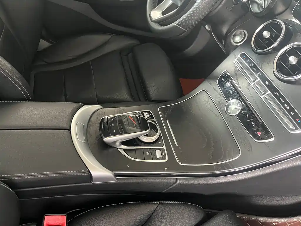 Mercedes-Benz C-Class 2017 — фото 4