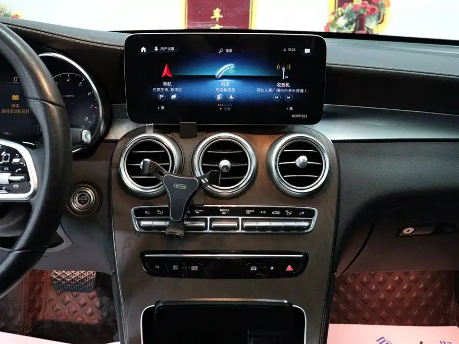 Mercedes-Benz GLC 2020 — фото 13
