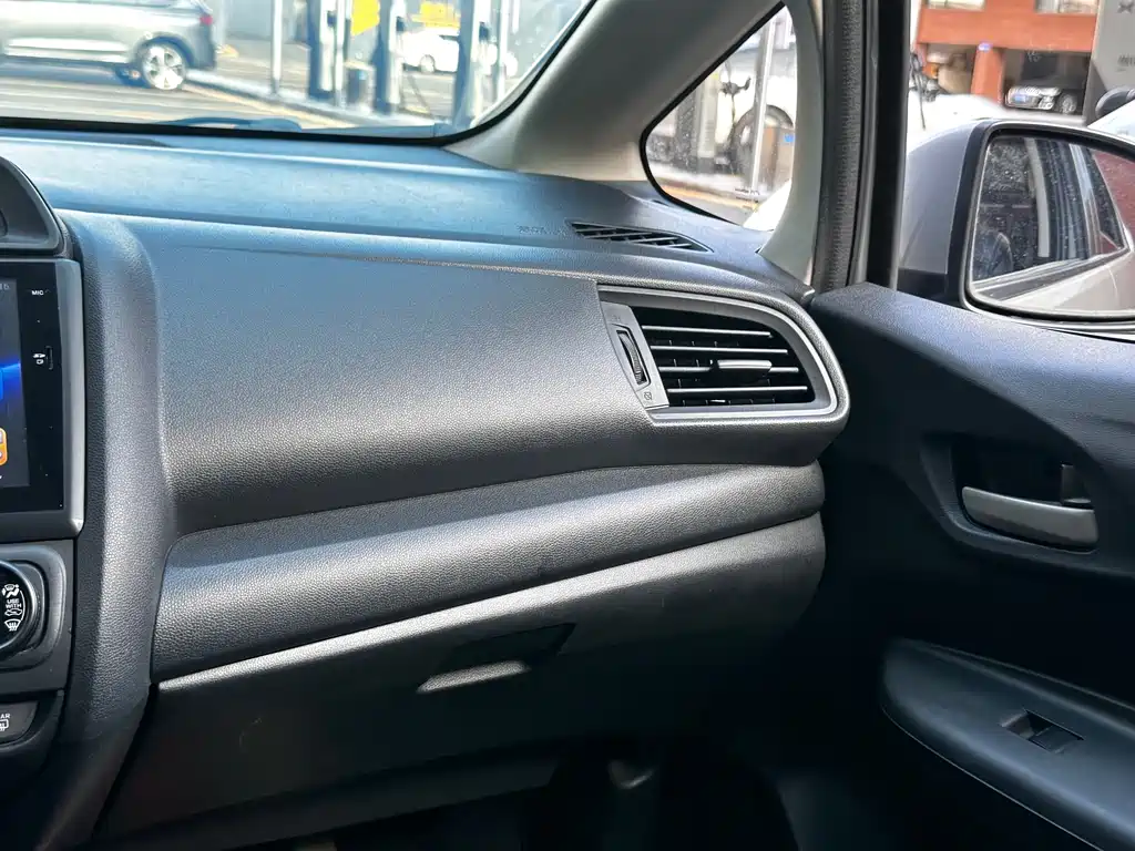 Honda Fit 2016 — фото 18
