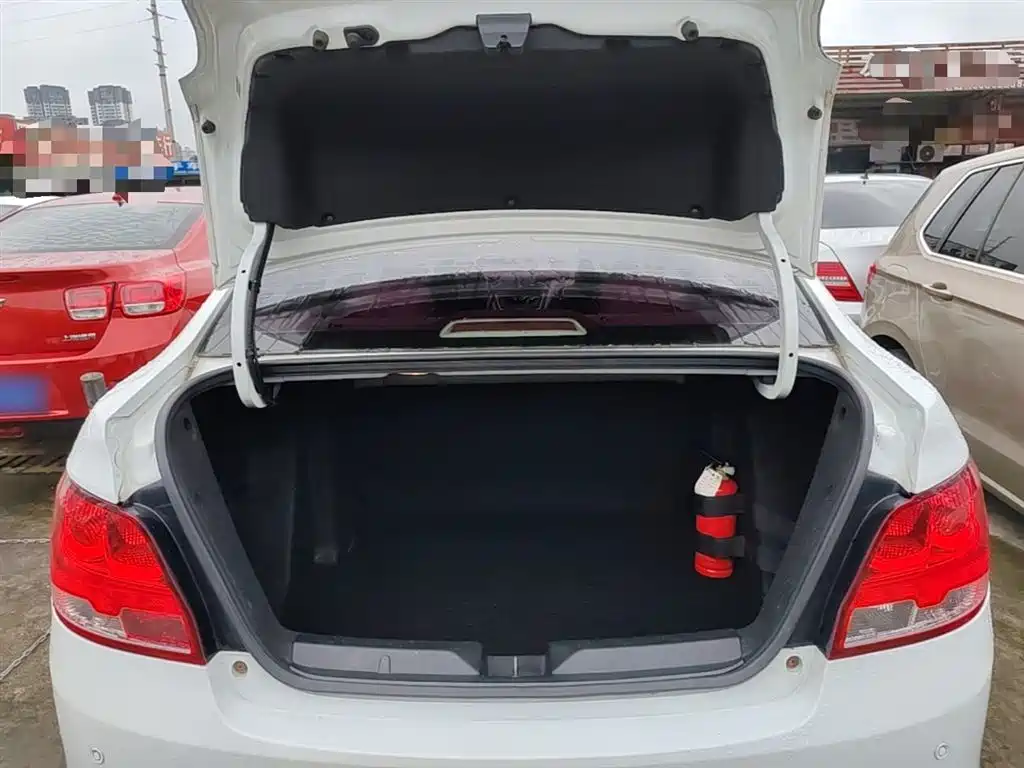Chevrolet Sail 2015 — фото 19