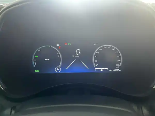 Toyota Crown Kluger 2021
