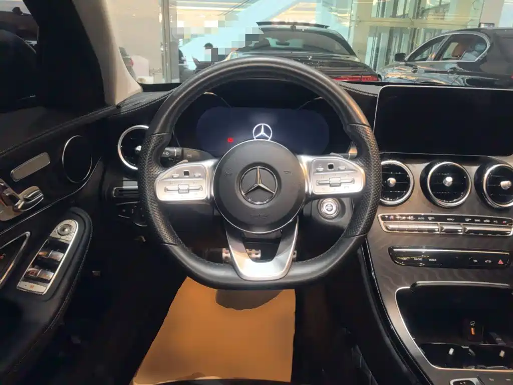 Mercedes-Benz C-Class 2020 — фото 11