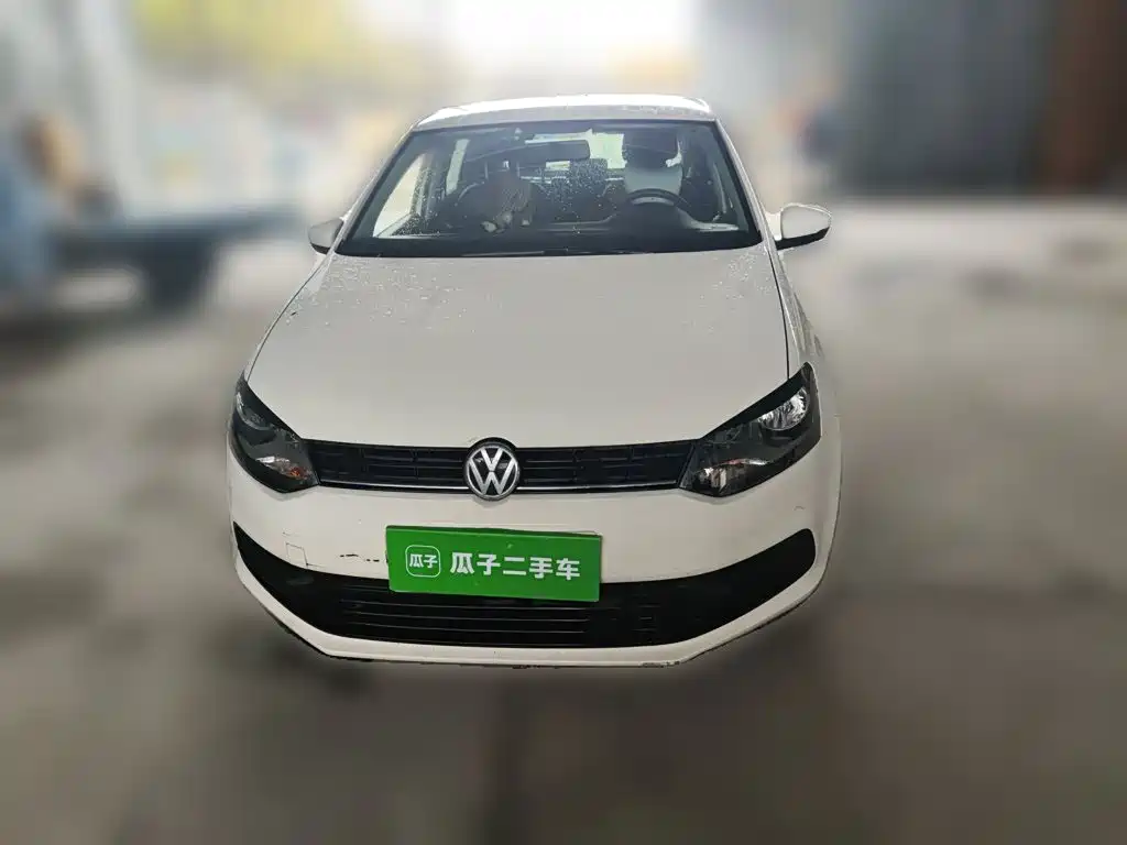 Volkswagen Polo 2016 — фото 24