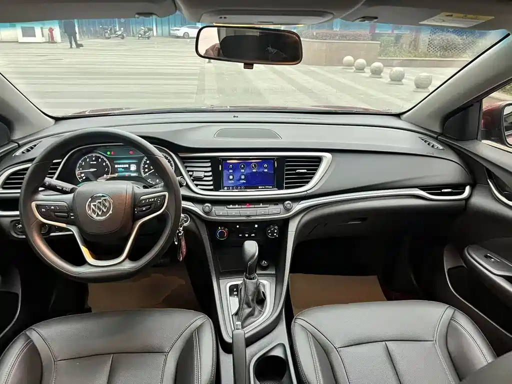Buick Excelle 2022 — фото 10