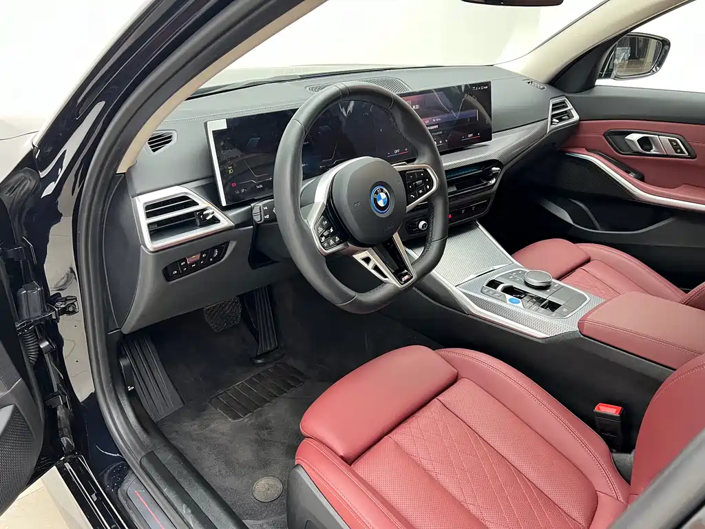 BMW i3 2024 — фото 9