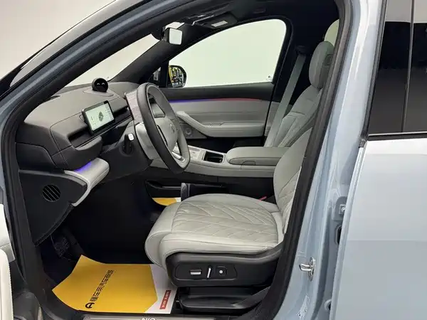 NIO ES6 2025