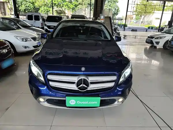 Mercedes-Benz GLA 2016
