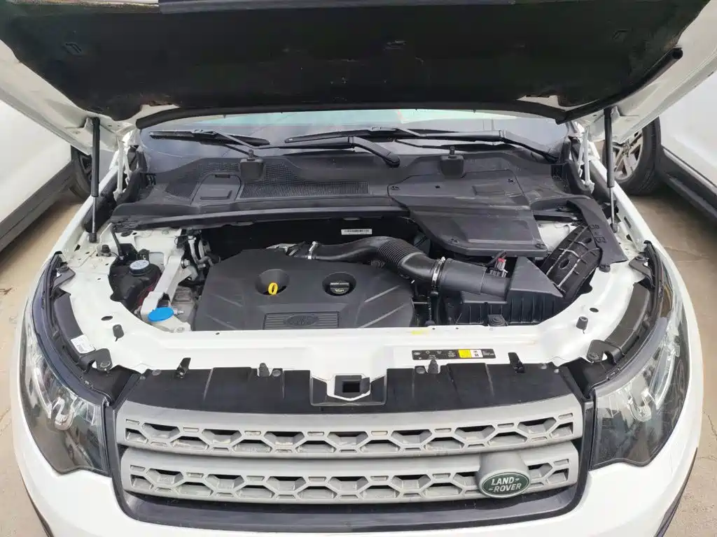 Land Rover Discovery Sport 2017 — фото 16