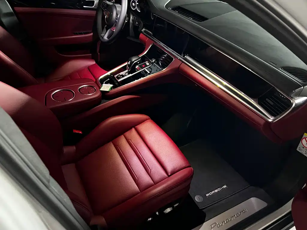 Porsche Panamera 2020 — фото 11