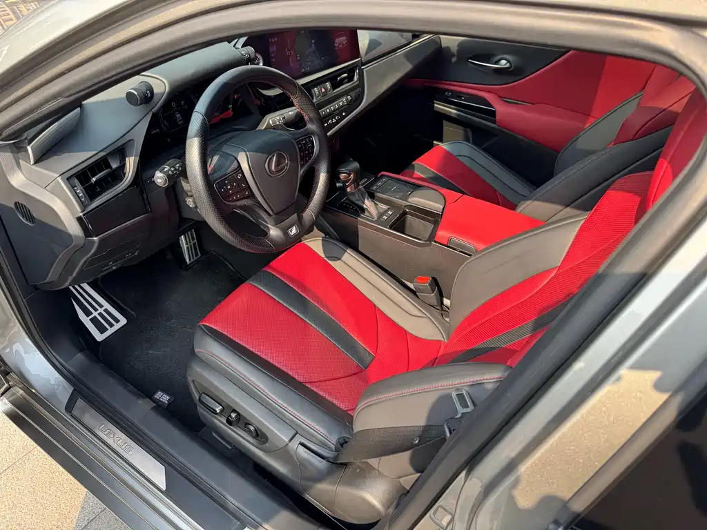 Lexus ES 2022 — фото 10