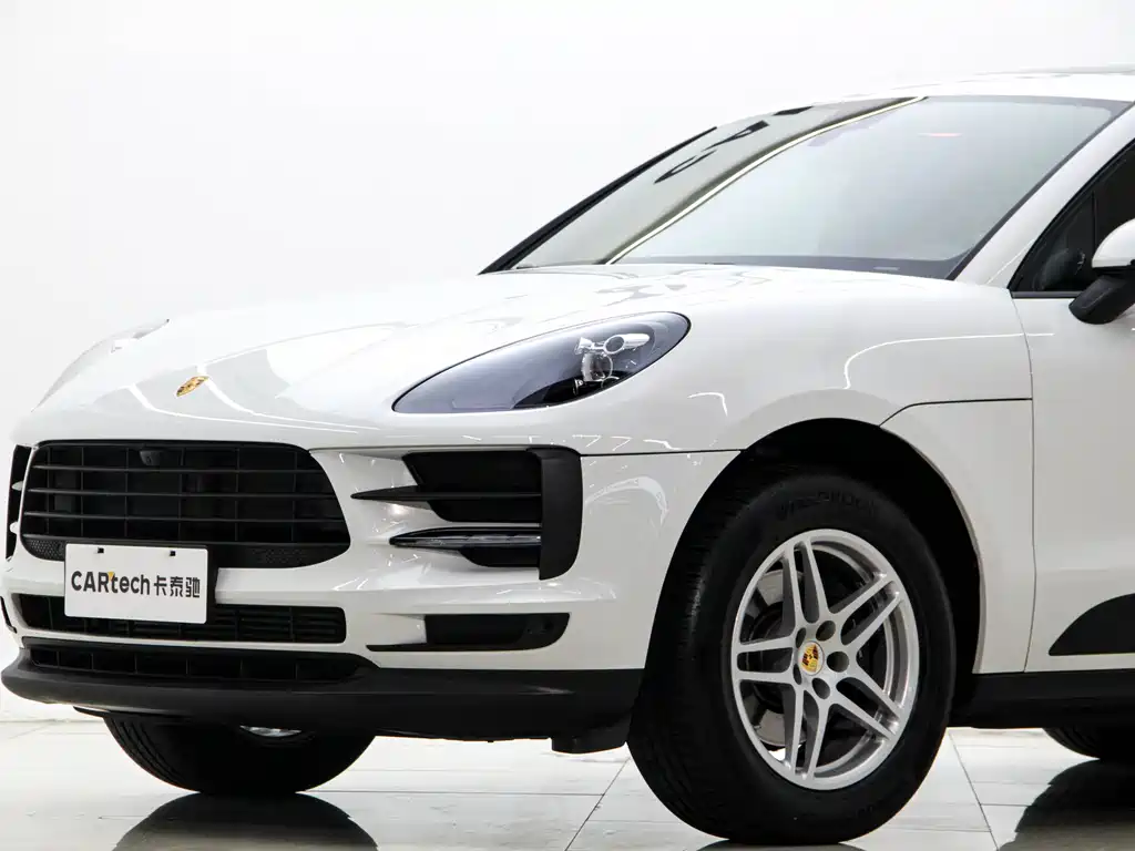 Porsche Macan 2021 — фото 25