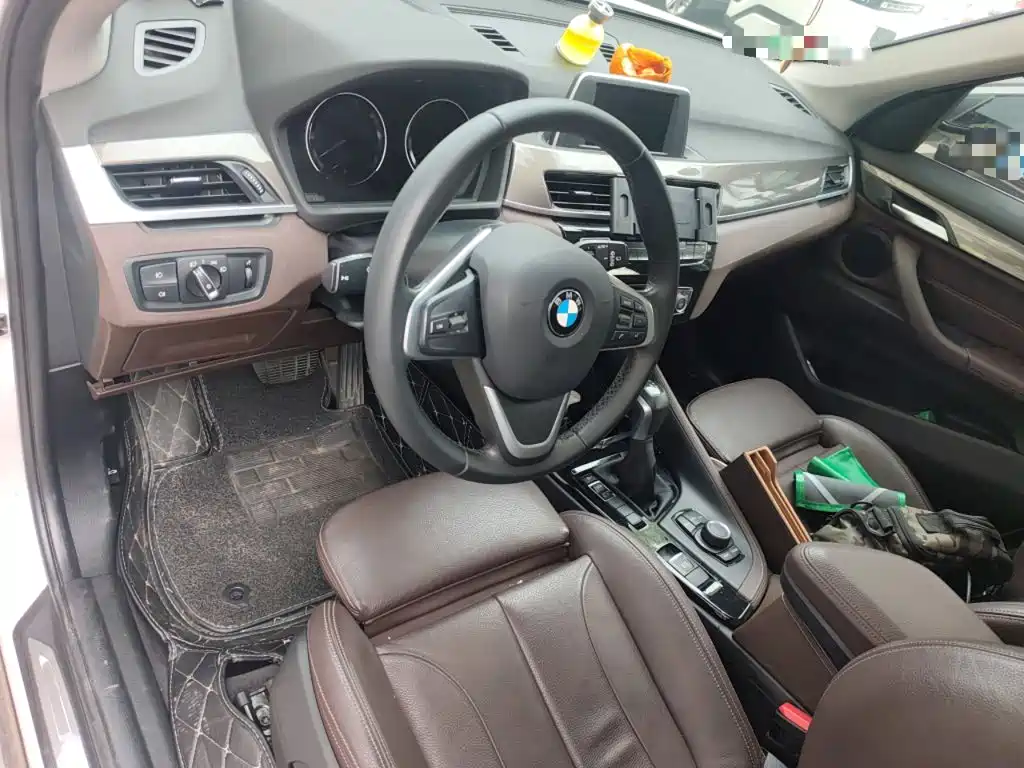 BMW X1 2019 — фото 13