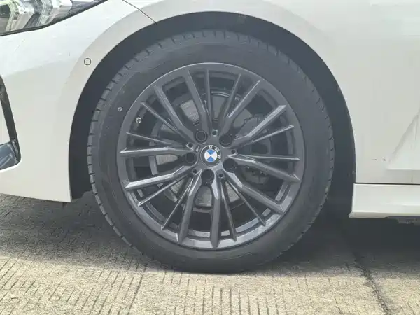 BMW 3 Series 2024