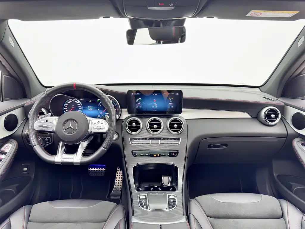 Mercedes-Benz GLC AMG 2023 — фото 13