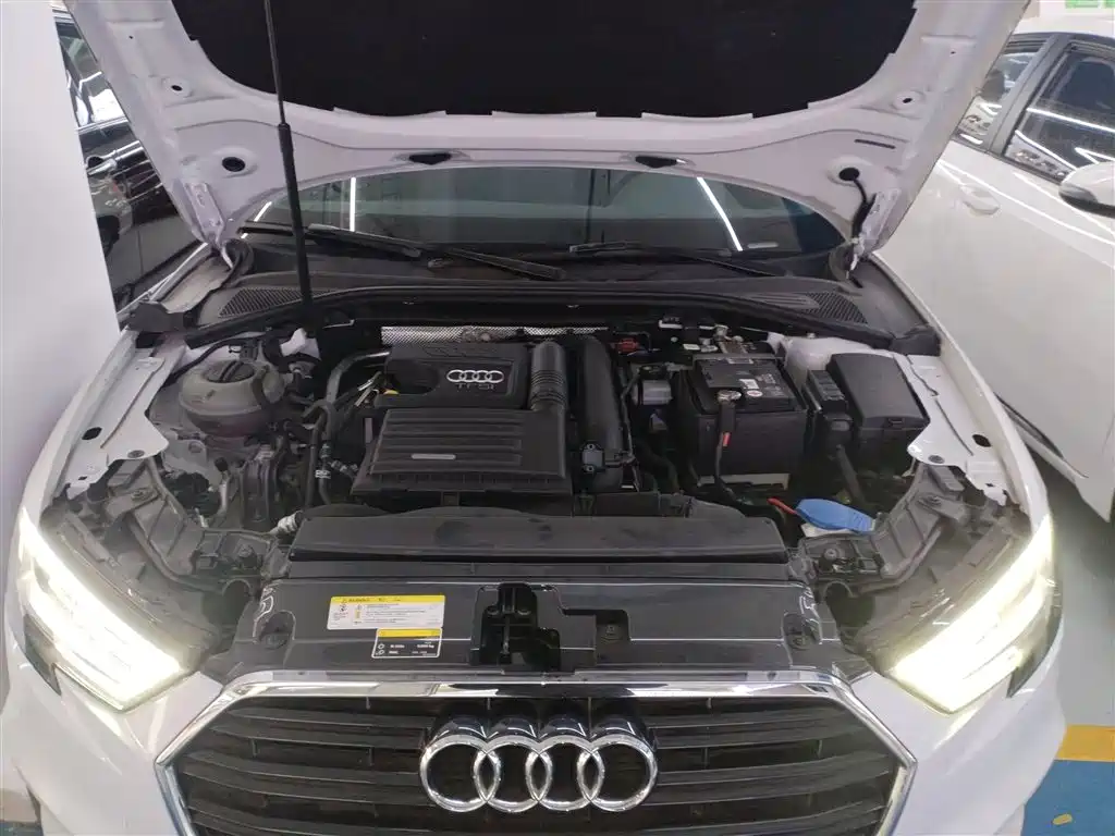 Audi A3 2019 — фото 10