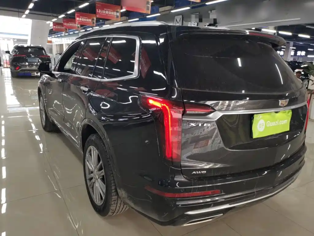 Cadillac XT6 2021