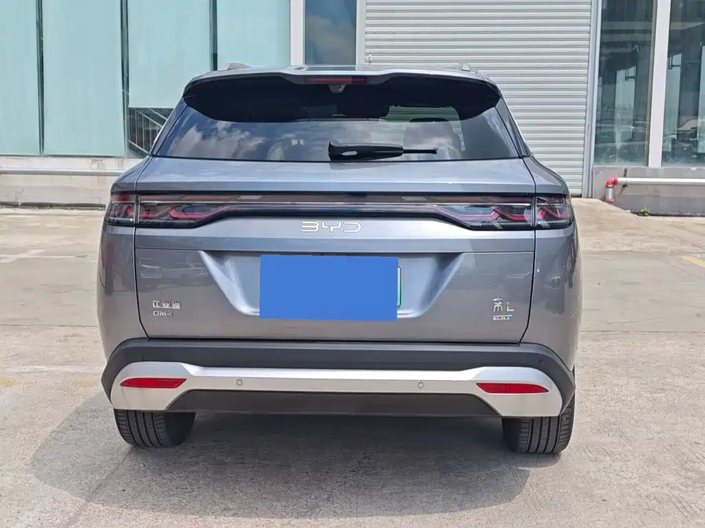 BYD Song L DM-i 2025 — фото 8