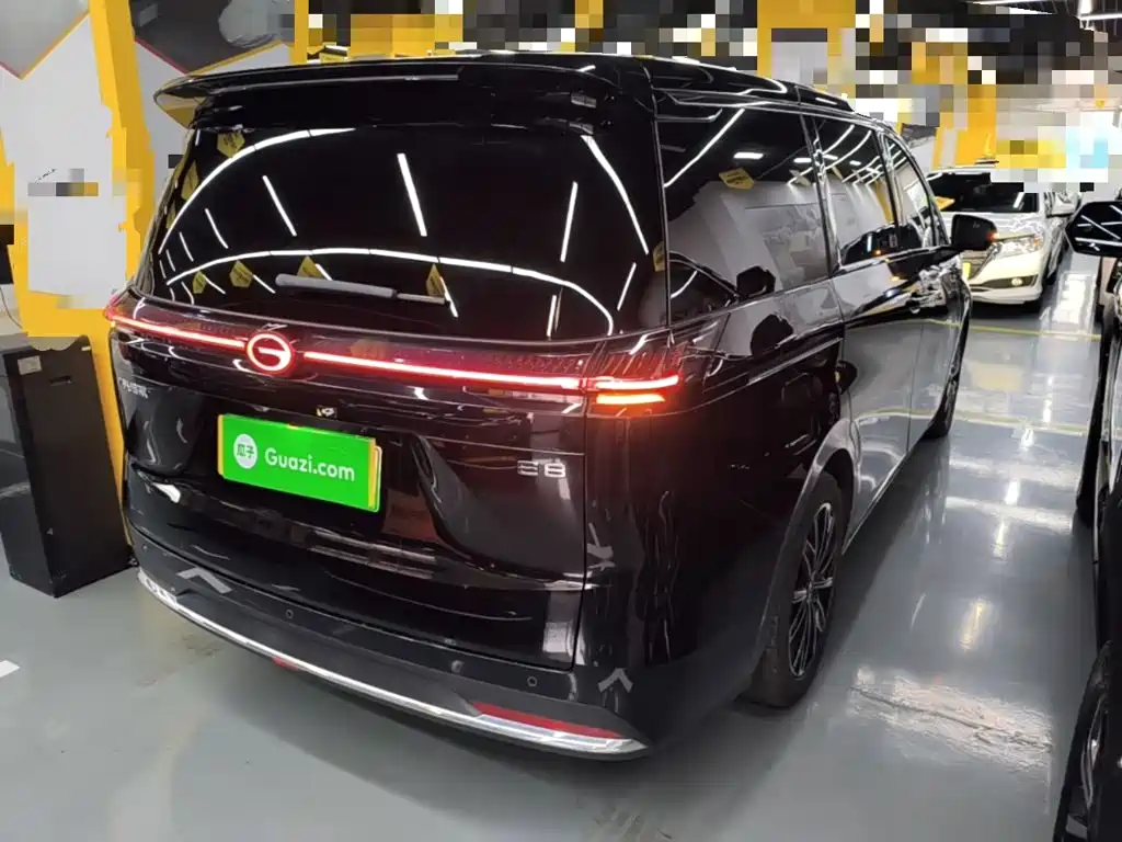 GAC Trumpchi E8 PHEV 2024 — фото 5