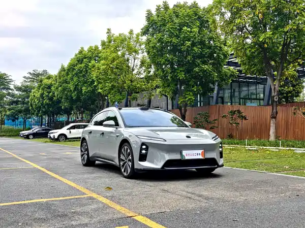 NIO ET5T 2025