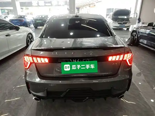 Lynk & Co 03 2022