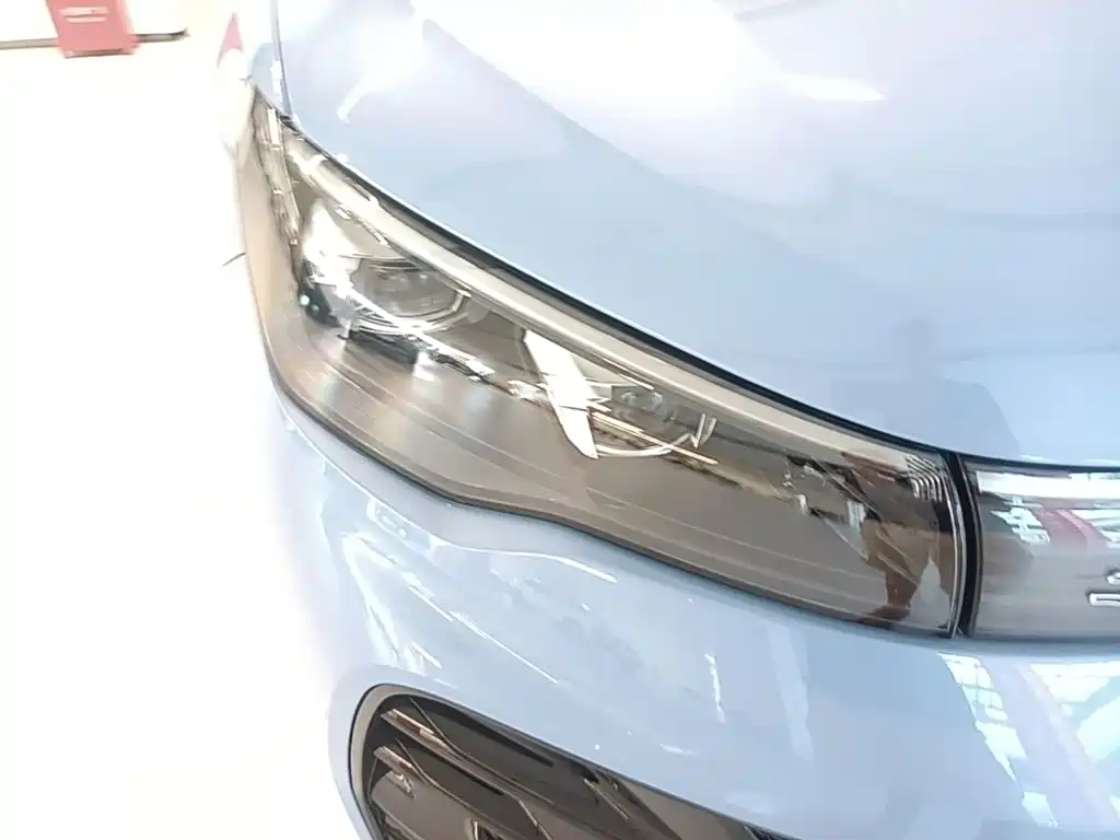 Volkswagen Tiguan L 2024 — фото 13