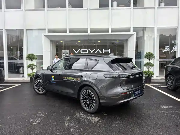 Voyah FREE 2025