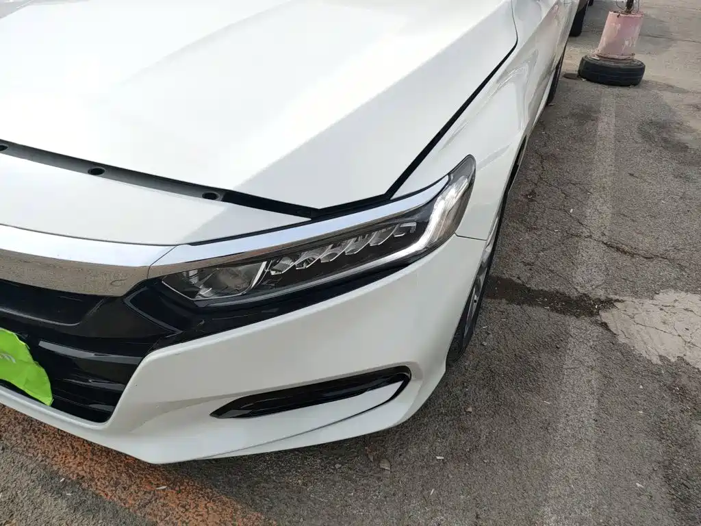 Honda Accord 2020 — фото 18
