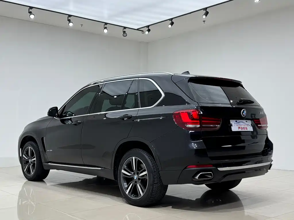 BMW X5 2018 — фото 4