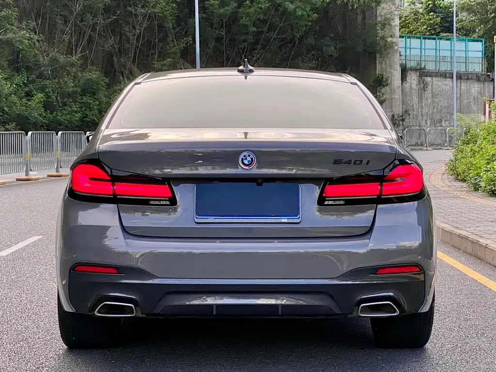 BMW 5 Series 2022