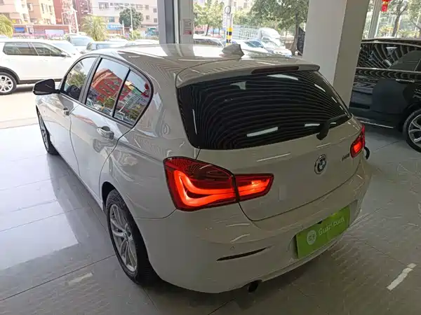 BMW 1 Series 2018