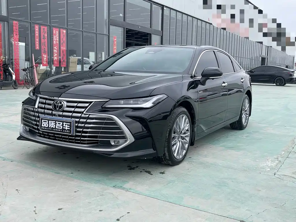 Toyota Avalon 2025 — фото 1