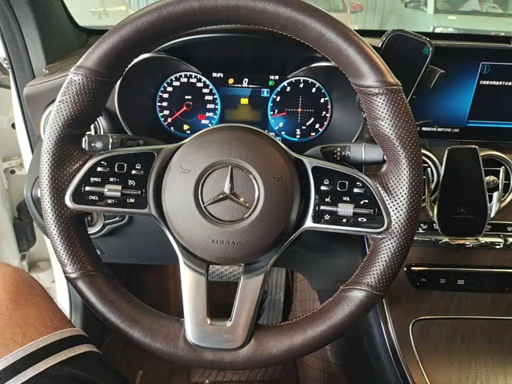 Mercedes-Benz GLC 2023 — фото 11