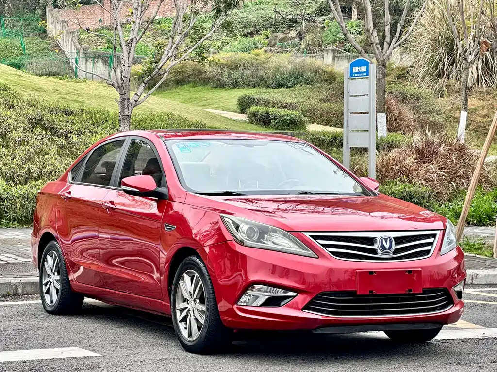 Changan Eado 2016 — фото 3