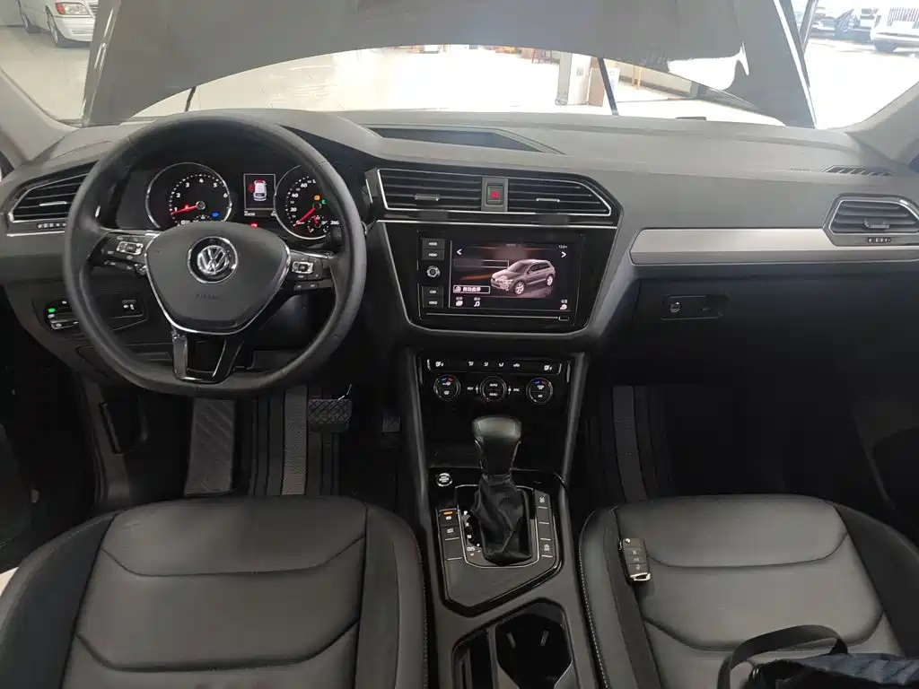 Volkswagen Tiguan L 2019