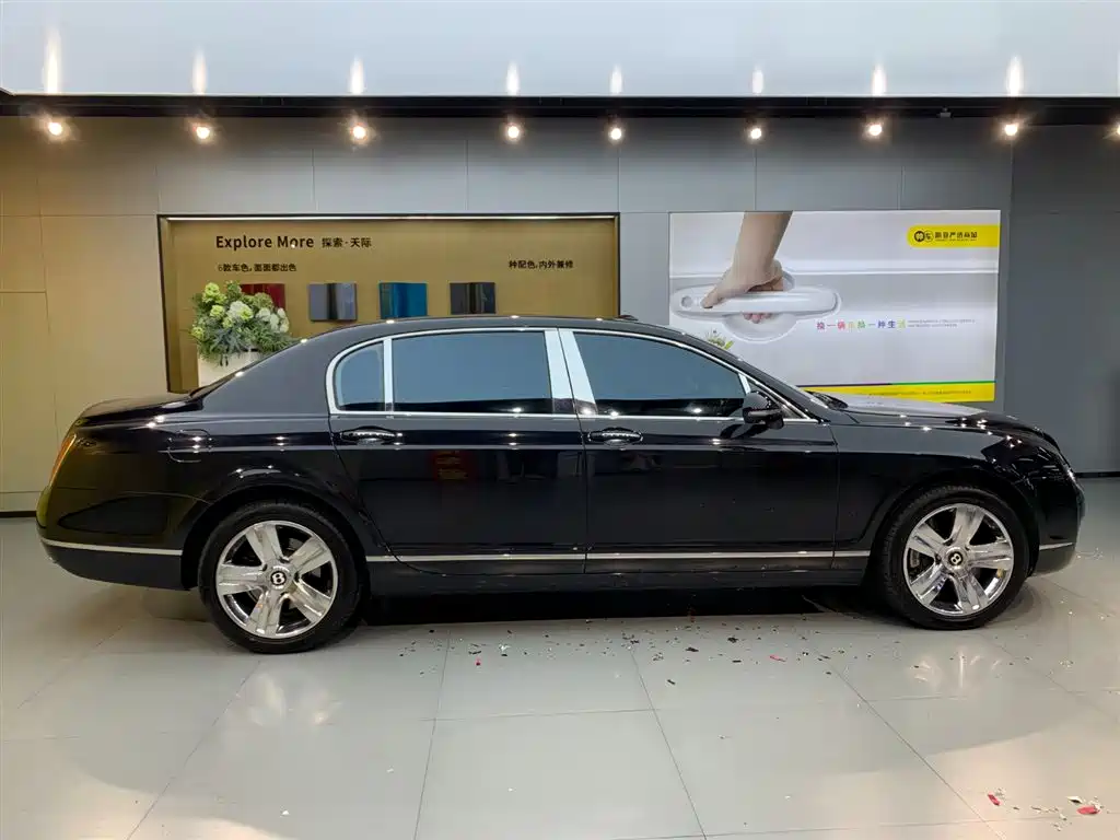 Bentley Flying Spur 2012 — фото 9