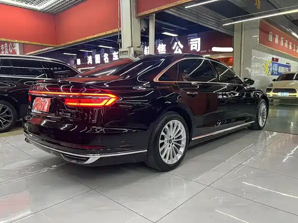 Audi A8 2021