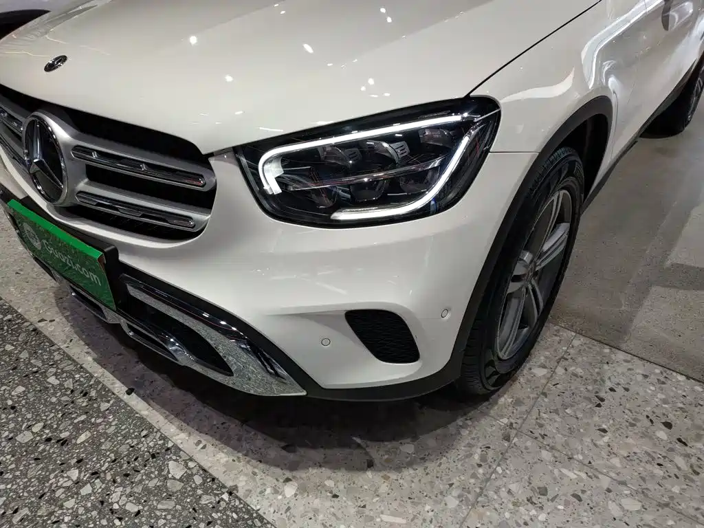 Mercedes-Benz GLC 2020 — фото 24