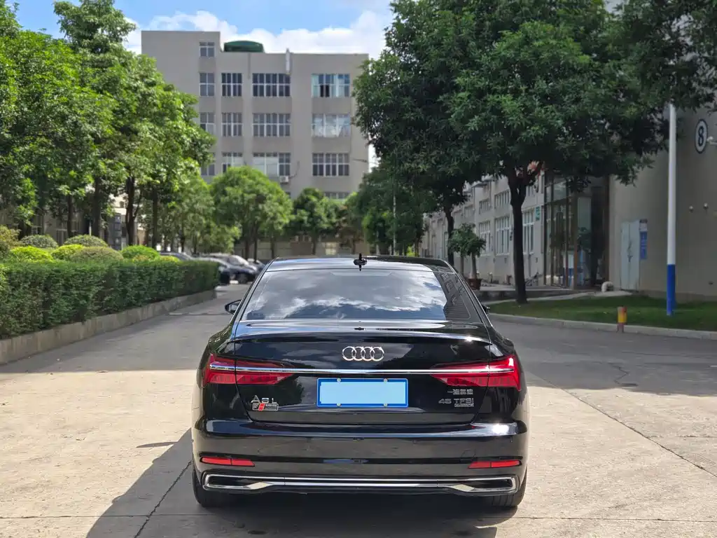 Audi A6L 2023 — фото 6
