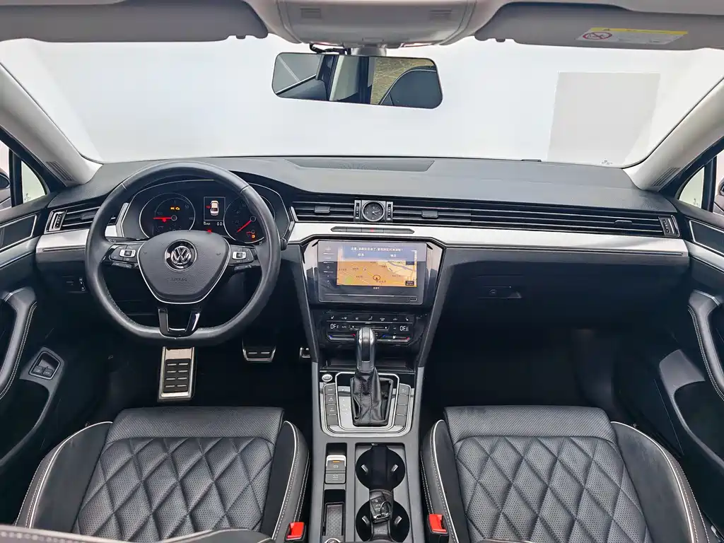 Volkswagen Magotan GTE PHEV 2020 — фото 15