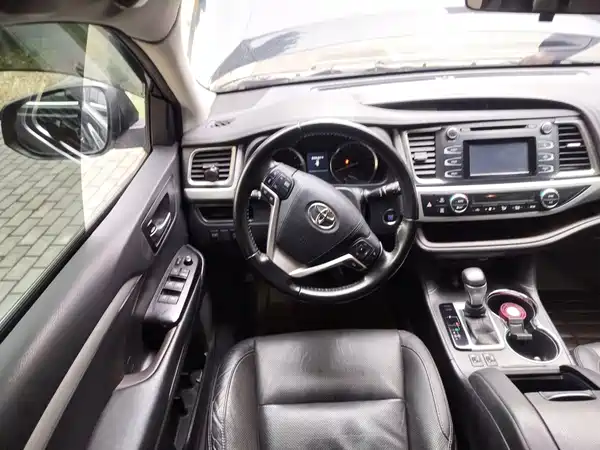 Toyota Highlander 2017