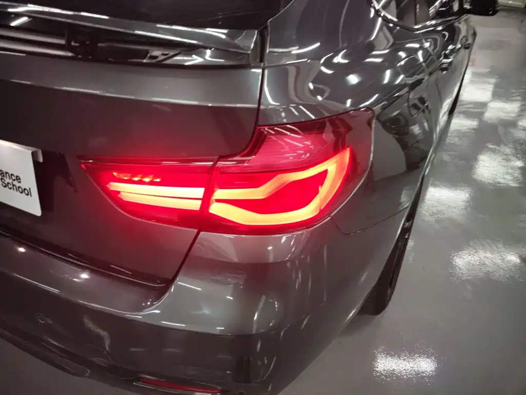 BMW 3 Series GT 2019 — фото 24