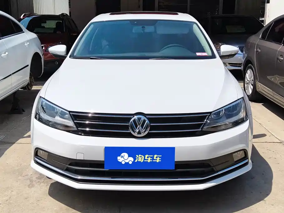 Volkswagen Sagitar 2017